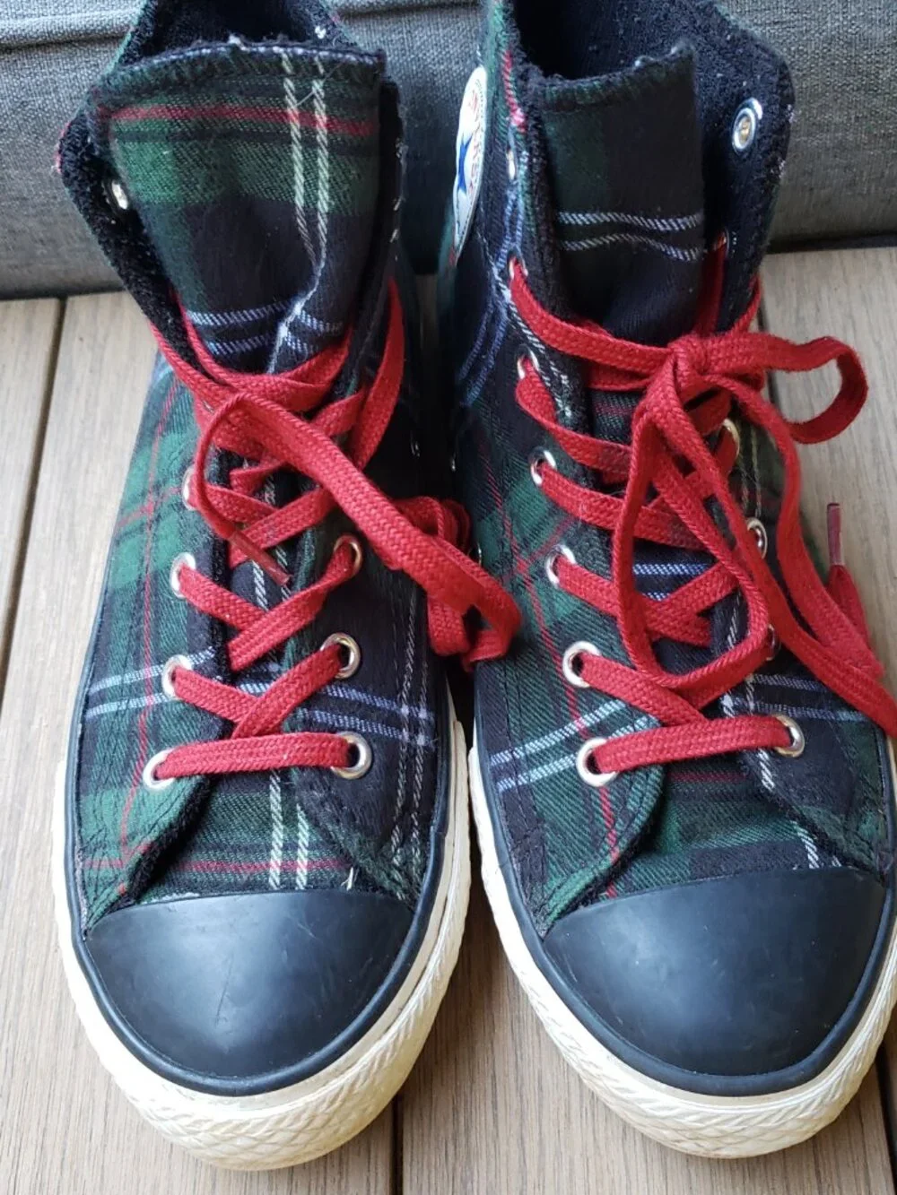 EUC CTAS Converse green / red plaid high top (2 Youth) KICKS